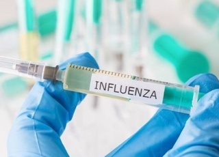 Influenza elleni oltás
